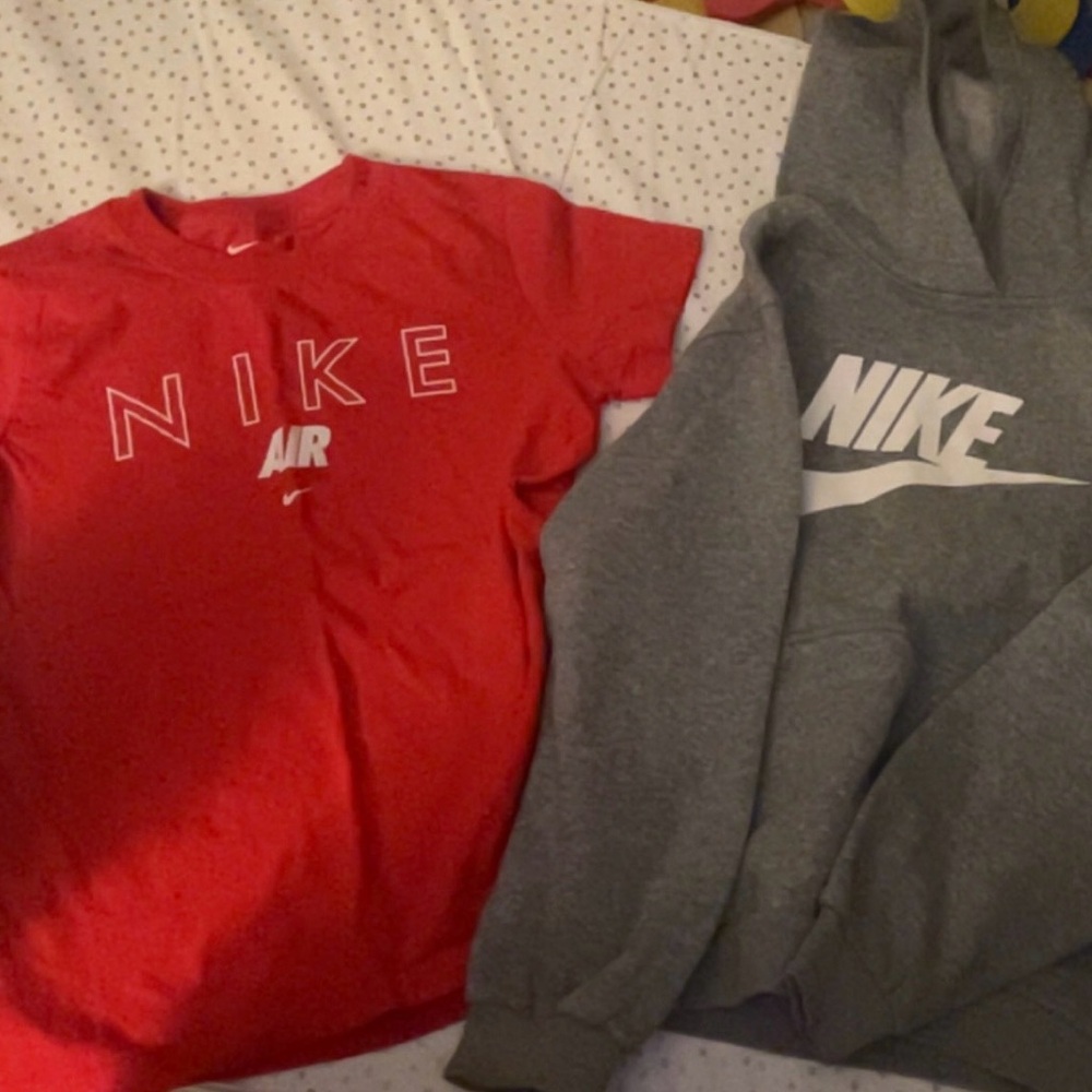 Kids Nike Red T-Shirt and Nike Hoodie